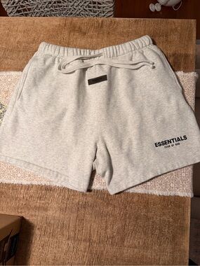 ESSENTIALS Fear of God Light Oatmeal Shorts - XL